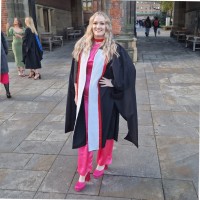 A portrait photo of Shannon Jamieson